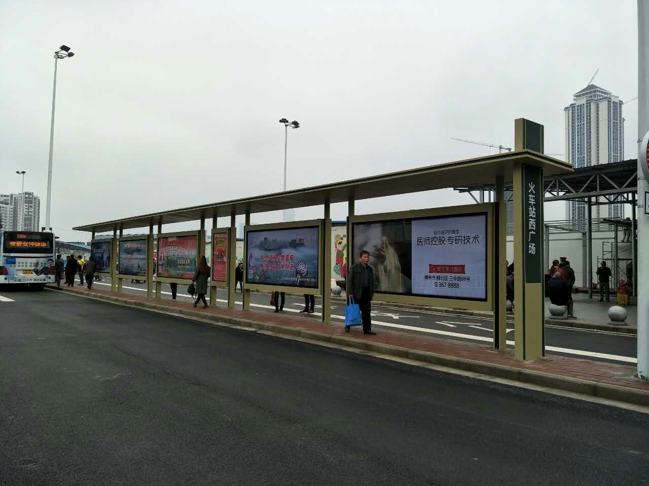 柳州候車亭發貨圖