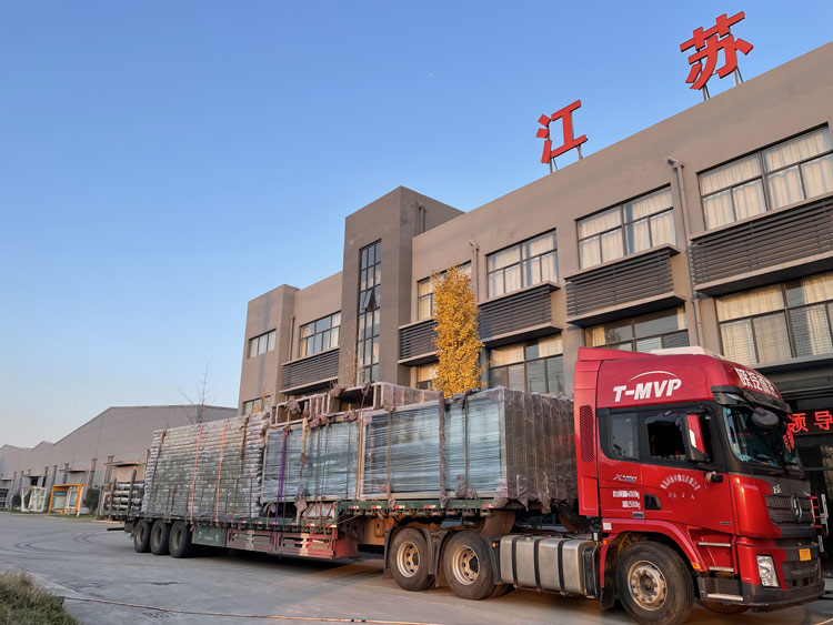 第二批公交站臺候車亭發貨案例