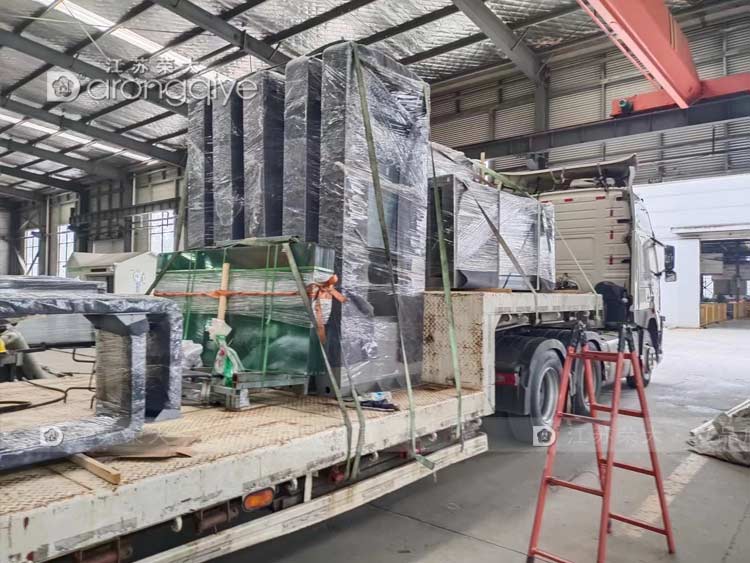 上海智能候車(chē)亭第三批次發(fā)貨配圖一