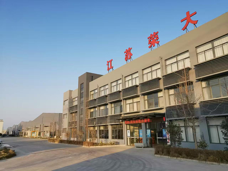 江蘇榮大候車(chē)亭廠家廠區(qū)